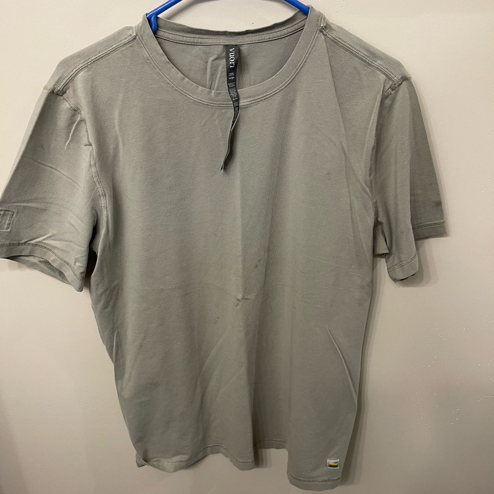 Vuori Tuvalu T shirt. Olive green. L.